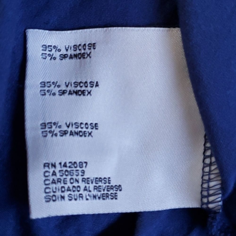 Simply Noelle SHOULDER ZIP TOP - Picture 12 of 15